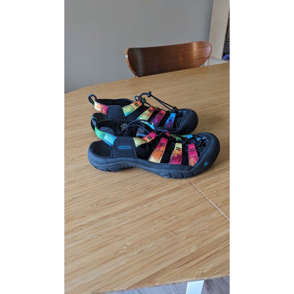 KEEN Newport Retro Tie Dye Hiking Sandals sz 8.5 Outdoors Waterproof